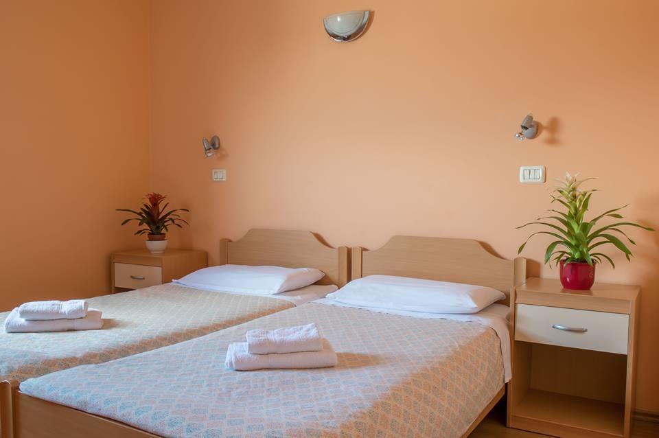 Guest House Danilo-Hisa Primc Илирска Бистрица Екстериор снимка